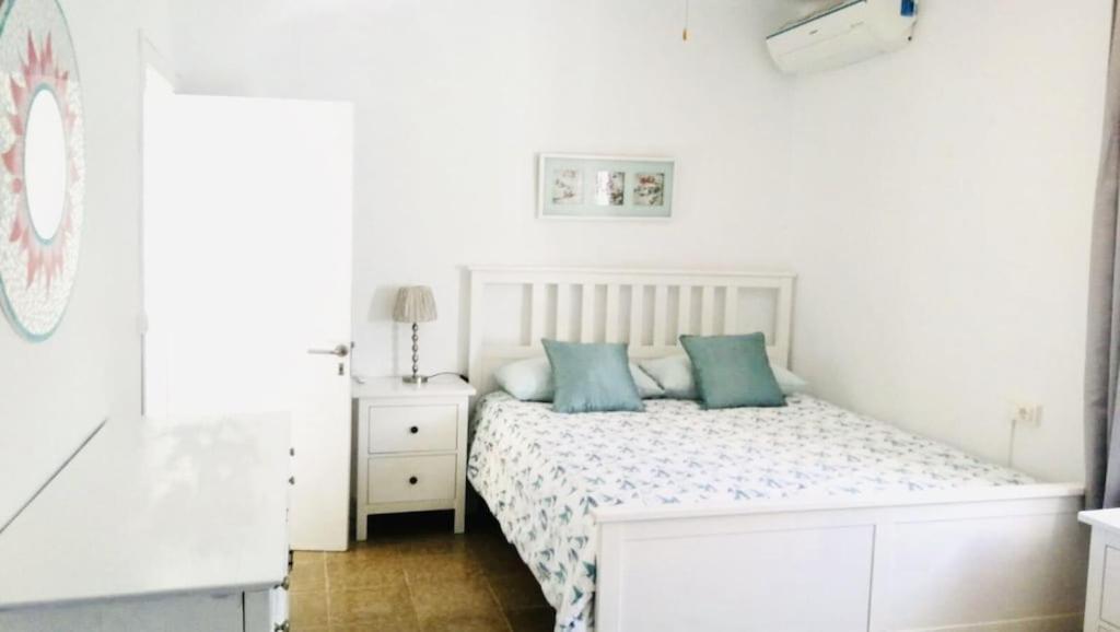 Vakantiehuis Port D'andratx Beautiful House, Swimming Pool & Jacuzzi 10-22 People
