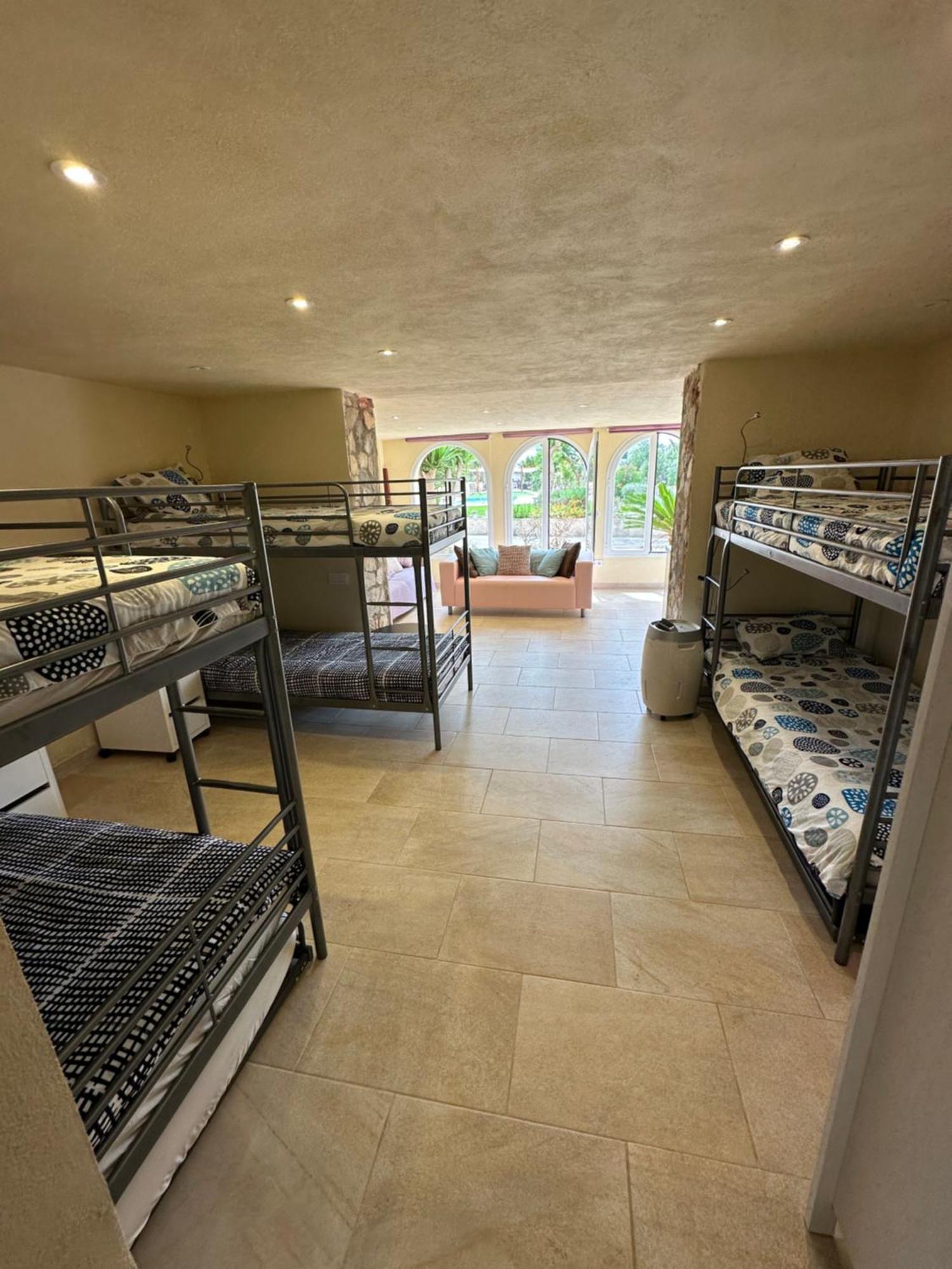 Vakantiehuis Port D'andratx Beautiful House, Swimming Pool & Jacuzzi 10-22 People